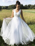 Robe de bal/soirée blanche trapèze col V en tulle et dentelle longue
