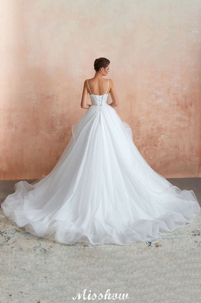 Robe de mariée blanche de bal avec traîne chapelle, bretelles spaghetti transparentes et lacées, à vendre