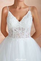 Robe de mariée blanche de bal avec traîne chapelle, bretelles spaghetti transparentes et lacées, à vendre