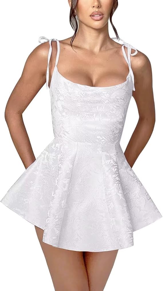 Vestido corto de fiesta de corte A con tirantes finos, de satén, sin mangas, estilo jacquard.