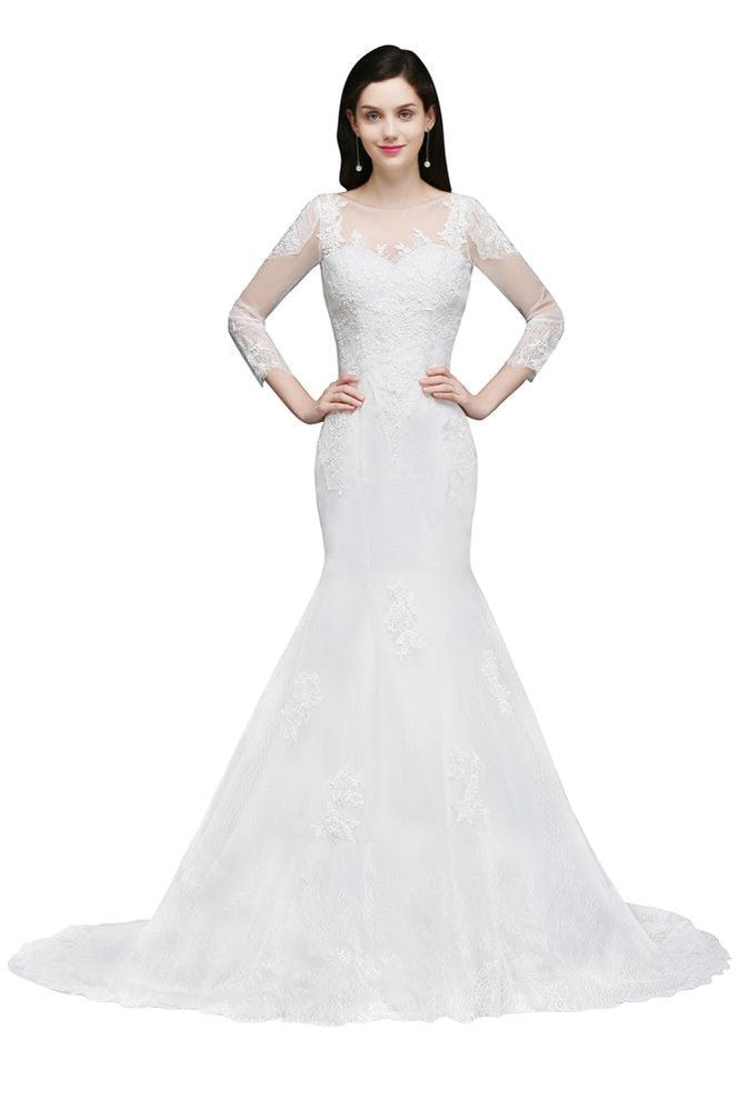 Robe de mariée sirène en dentelle blanche ornée de bijoux