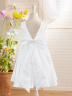 Elegante vestido de niña de las flores de satén con corte en A, espalda en V y lazo, hasta la rodilla 