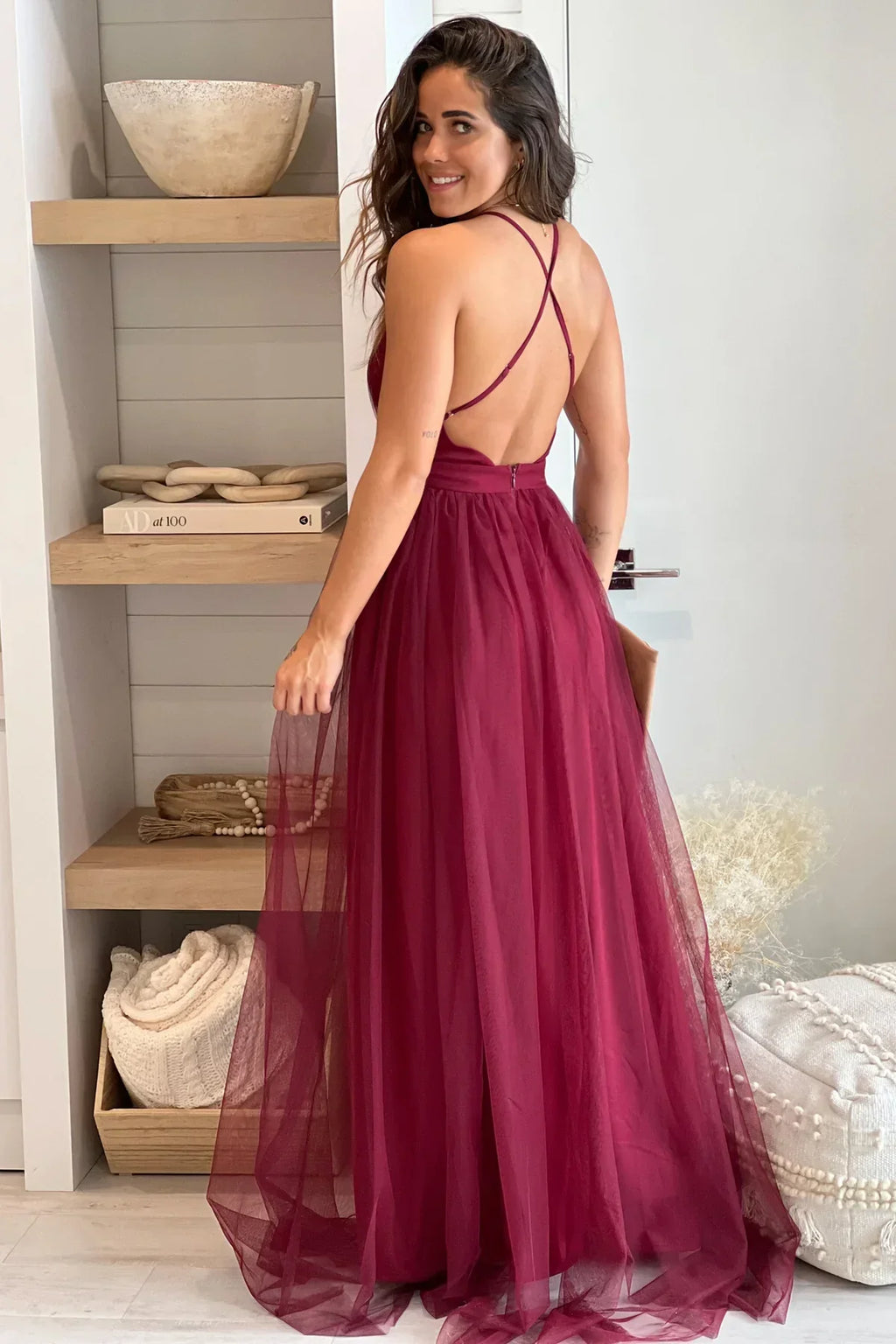 Vestidos de fiesta provocativos con escote en V, espalda descubierta y tirantes finos SYP169
