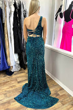 Xaviera | Robe de bal longue turquoise à sequins, asymétrique, fendue et ornée d'une fente.