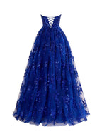 Vestido largo de fiesta plisado sin tirantes de corte en A con apliques